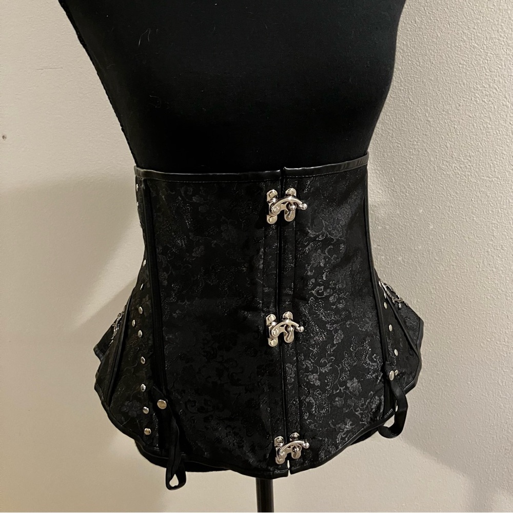 Women’s Underbust Corset 34”